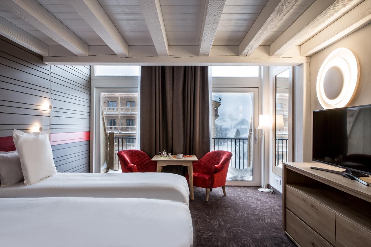 Hotel Ormelune Валь-д'Изер Экстерьер фото