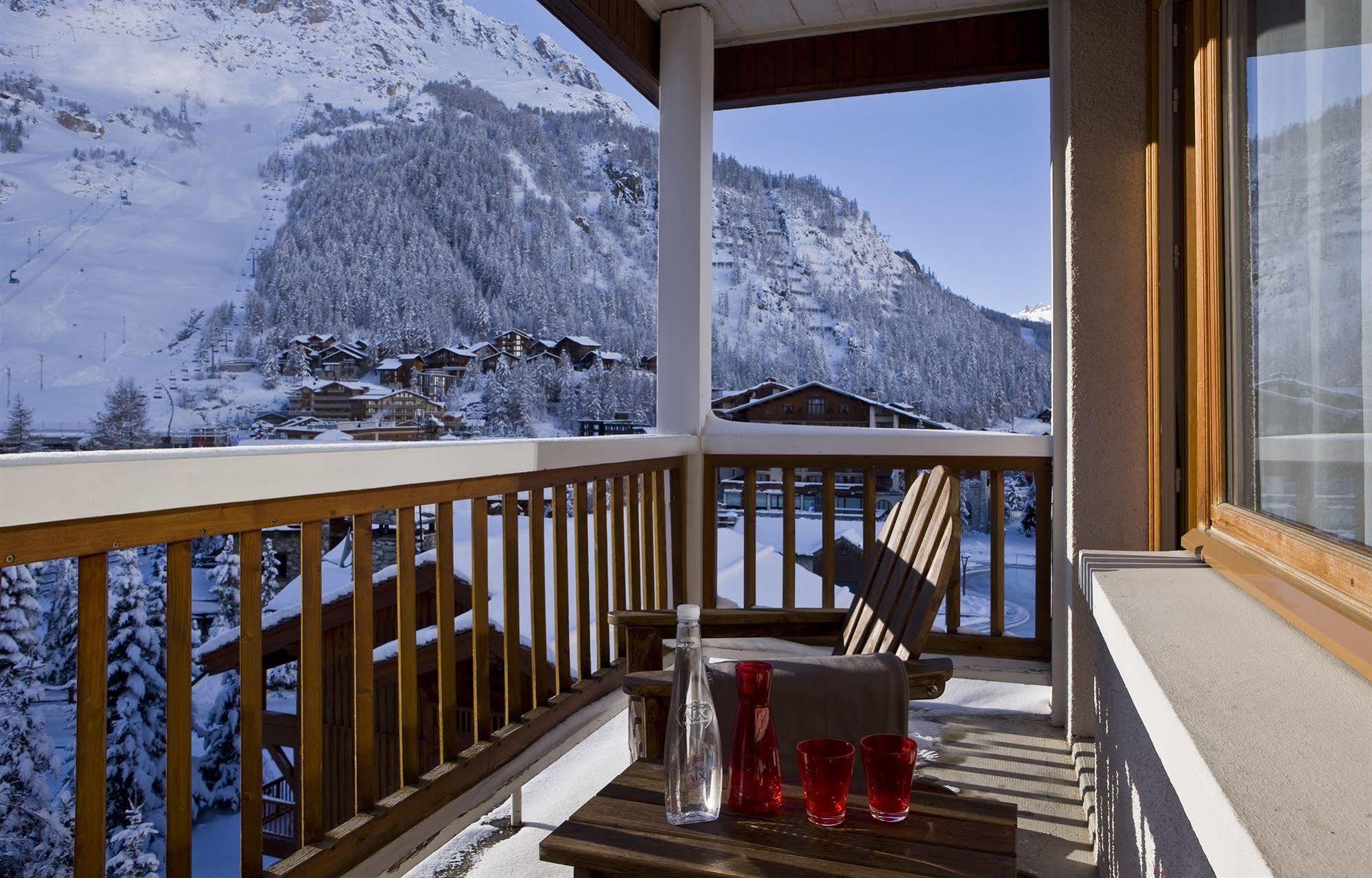Hotel Ormelune Валь-д'Изер Экстерьер фото